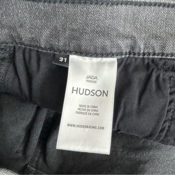 NWT Hudson Jada passage high rise denim shorts size 31 raw hem 8”inseam - Picture 11 of 13